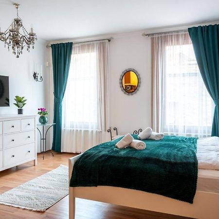 Romantic Studio Secret Garden Budapest Exterior foto