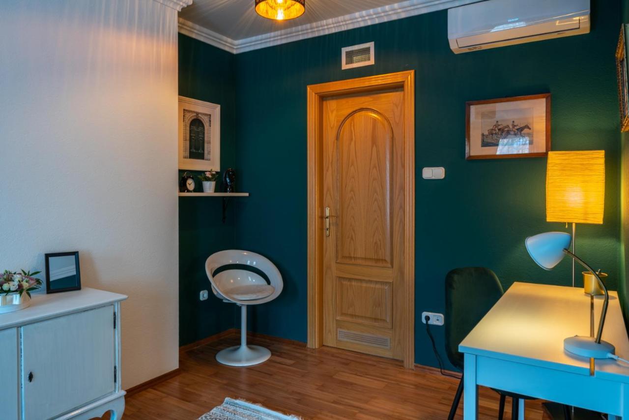 Romantic Studio Secret Garden Budapest Exterior foto